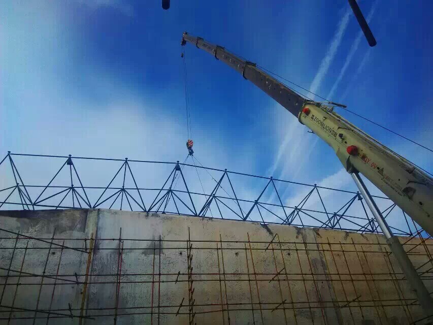 塔城食堂网架结构工程