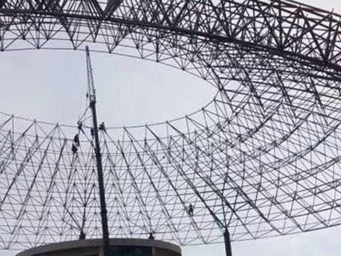 塔城篮球馆球形网架厂家价格